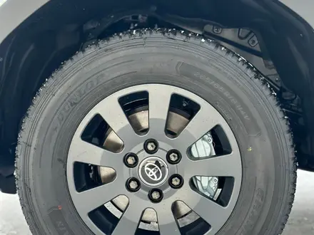 Toyota Land Cruiser Prado Prestige 2025 года за 44 160 000 тг. в Петропавловск – фото 19
