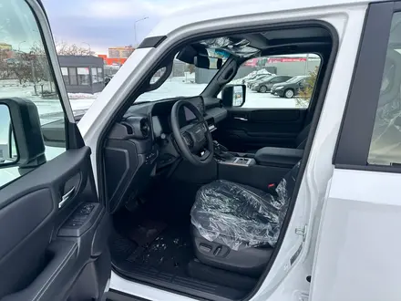 Toyota Land Cruiser Prado Prestige 2025 года за 44 160 000 тг. в Петропавловск – фото 9