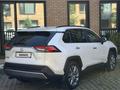 Toyota RAV4 2019 года за 13 990 000 тг. в Алматы – фото 4