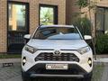 Toyota RAV4 2019 года за 13 990 000 тг. в Алматы