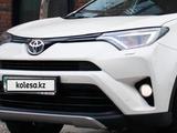 Toyota RAV4 2017 года за 12 800 000 тг. в Алматы – фото 5
