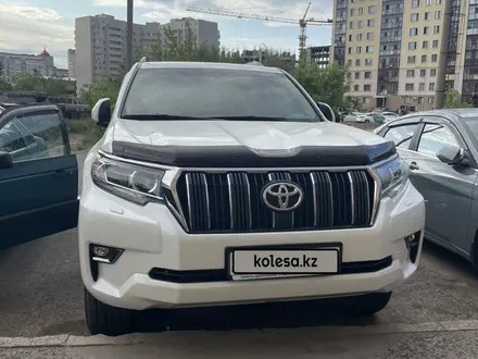 Toyota Land Cruiser Prado 2019 года за 28 000 000 тг. в Астана