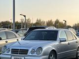 Mercedes-Benz E 320 1997 годаүшін4 000 000 тг. в Караганда