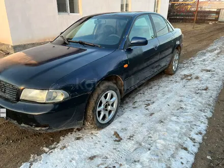 Audi A4 1995 года за 1 000 000 тг. в Атырау