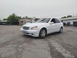 Mercedes-Benz C 200 2002 годаүшін3 200 000 тг. в Алматы