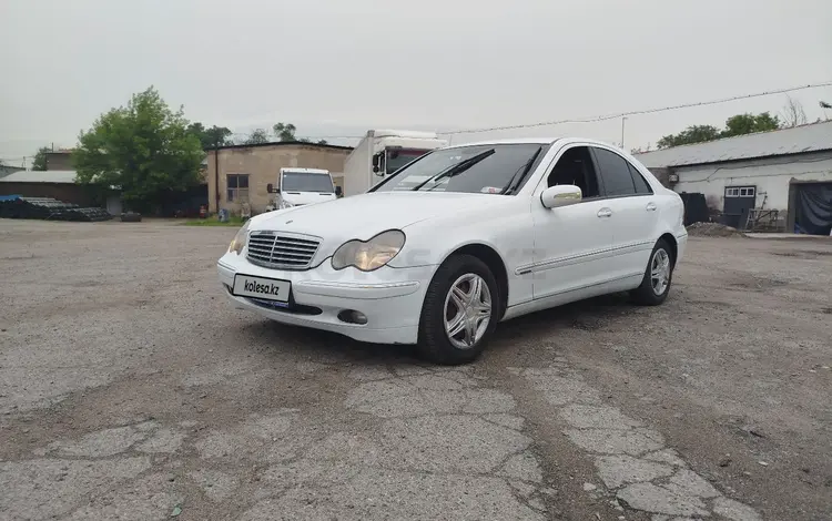 Mercedes-Benz C 200 2002 года за 3 200 000 тг. в Алматы