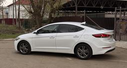 Hyundai Elantra 2018 года за 3 850 000 тг. в Уральск