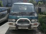 Mitsubishi Delica 1996 годаfor2 100 000 тг. в Семей