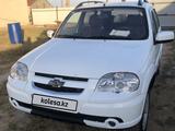 Chevrolet Niva 2014 годаfor3 800 000 тг. в Уральск – фото 3