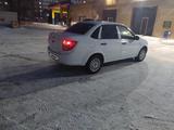 ВАЗ (Lada) Granta 2190 2014 годаүшін3 500 000 тг. в Семей – фото 2