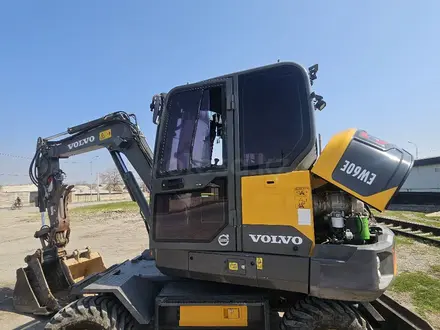 Volvo  EW 2017 года за 27 000 000 тг. в Шымкент – фото 3