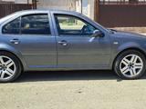 Volkswagen Jetta 2003 года за 2 300 000 тг. в Атырау – фото 2