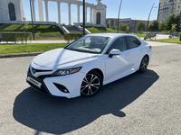 Toyota Camry 2018 годаfor10 700 000 тг. в Атырау