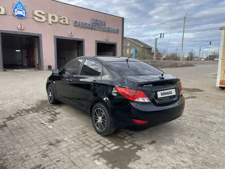 Hyundai Accent 2011 года за 4 100 000 тг. в Уральск – фото 3