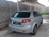 Chevrolet Lacetti 2008 годаүшін700 000 тг. в Сарыагаш – фото 2