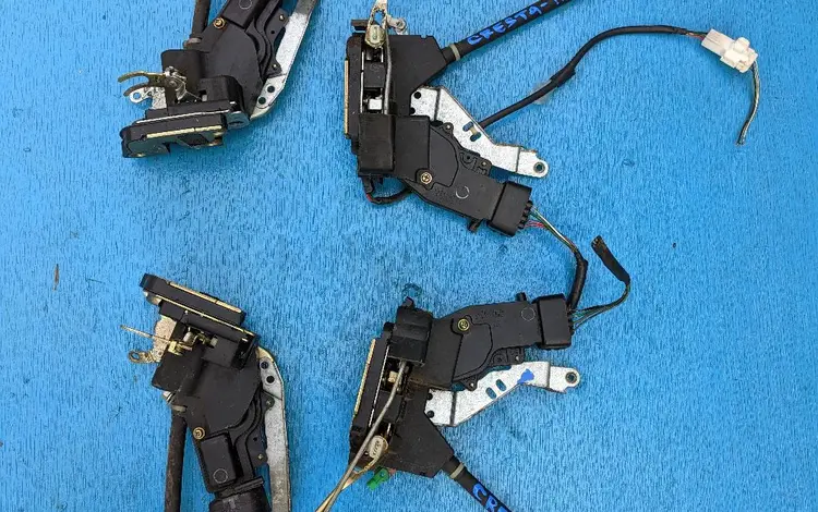 Замки дверей за 10 000 тг. в Алматы