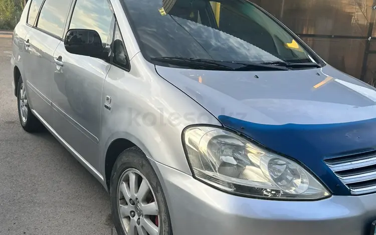 Toyota Avensis Verso 2005 года за 7 000 000 тг. в Алматы