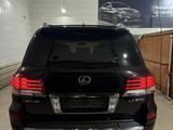 Lexus LX 570 2012 года за 27 000 000 тг. в Атырау – фото 2