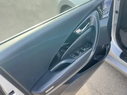 Hyundai Grandeur 2012 года за 7 500 000 тг. в Алматы – фото 18