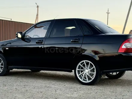 ВАЗ (Lada) Priora 2170 2015 года за 2 800 000 тг. в Атырау – фото 4