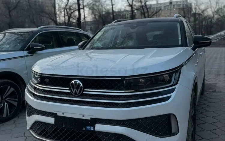 Volkswagen Tavendor 2023 года за 20 000 000 тг. в Алматы