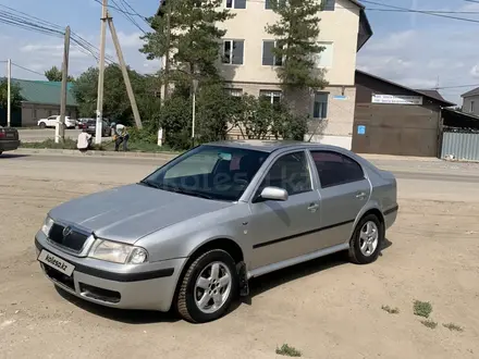 Skoda Octavia 2002 года за 1 400 000 тг. в Актобе – фото 2