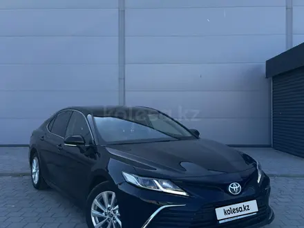 Toyota Camry 2023 года за 14 500 000 тг. в Караганда