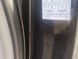 Toyota Highlander 2013 года за 8 800 000 тг. в Актобе – фото 2