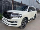 Toyota Land Cruiser 2018 годаүшін46 100 000 тг. в Астана – фото 2