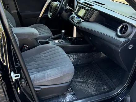Toyota RAV4 2017 года за 11 500 000 тг. в Караганда – фото 8
