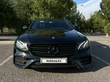 Mercedes-Benz E-Class, 2016