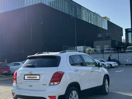Chevrolet Tracker 2019 года за 8 500 000 тг. в Шымкент – фото 6