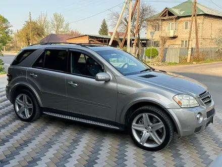 Mercedes-Benz ML 63 AMG 2006 года за 12 500 000 тг. в Алматы – фото 5