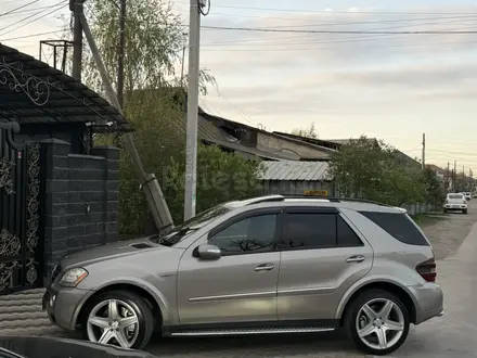 Mercedes-Benz ML 63 AMG 2006 года за 12 500 000 тг. в Алматы – фото 6