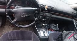 Audi A4 1998 года за 1 500 000 тг. в Алматы – фото 3