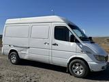 Mercedes-Benz Sprinter 2002 года за 4 500 000 тг. в Алматы – фото 3