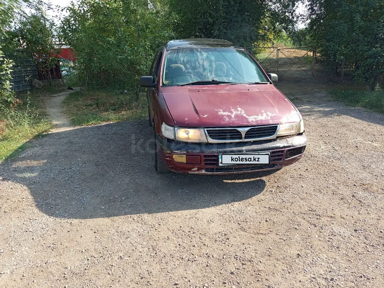 Mitsubishi Chariot, 1995