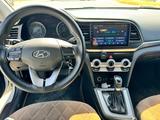 Hyundai Elantra 2019 года за 8 500 000 тг. в Актау – фото 4