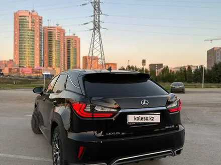 Lexus RX 200t 2018 года за 26 000 000 тг. в Актобе – фото 16