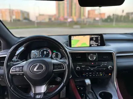 Lexus RX 200t 2018 года за 26 000 000 тг. в Актобе – фото 18