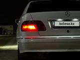 Mercedes-Benz E 320 2001 годаүшін5 100 000 тг. в Актау – фото 3