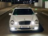 Mercedes-Benz E 320 2001 годаүшін5 100 000 тг. в Актау – фото 4