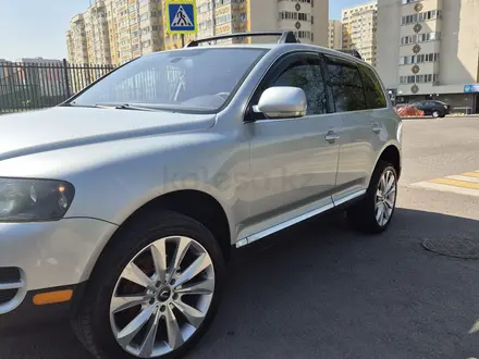 Volkswagen Touareg 2003 года за 4 800 000 тг. в Алматы – фото 4