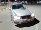 Mercedes-Benz C 230 2004 года за 3 300 000 тг. в Актау – фото 2