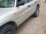 Toyota RAV4 1997 года за 2 800 000 тг. в Алматы – фото 2