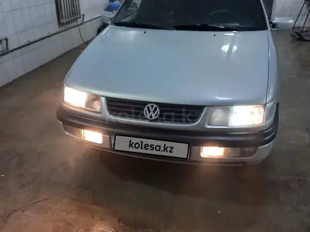 Volkswagen Passat 1994 года за 2 580 000 тг. в Шу