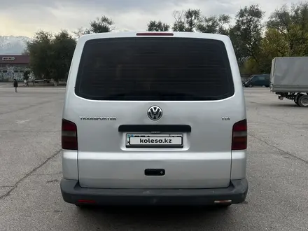 Volkswagen Transporter 2004 года за 4 800 000 тг. в Алматы – фото 2