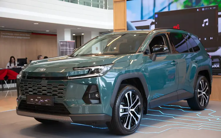 Toyota RAV4 2026 года за 28 390 000 тг. в Алматы