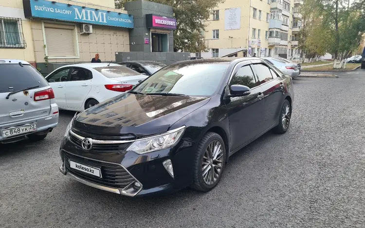 Toyota Camry 2015 годаүшін12 950 000 тг. в Астана