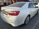 Toyota Camry 2014 годаfor10 600 000 тг. в Алматы – фото 3